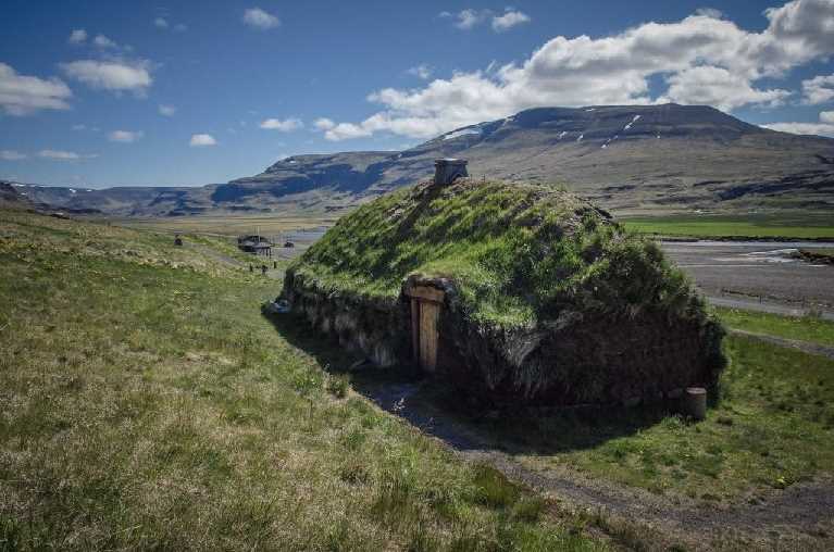 Viking Areas in Iceland - Eiríksstaðir Long House in West Iceland and  Leifur the Lucky