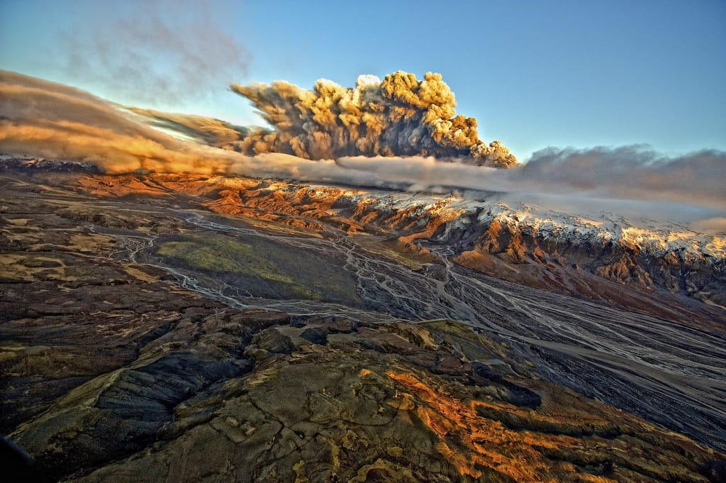 Icelandic Volcano Eruption Continues to Disrupt European Airspace