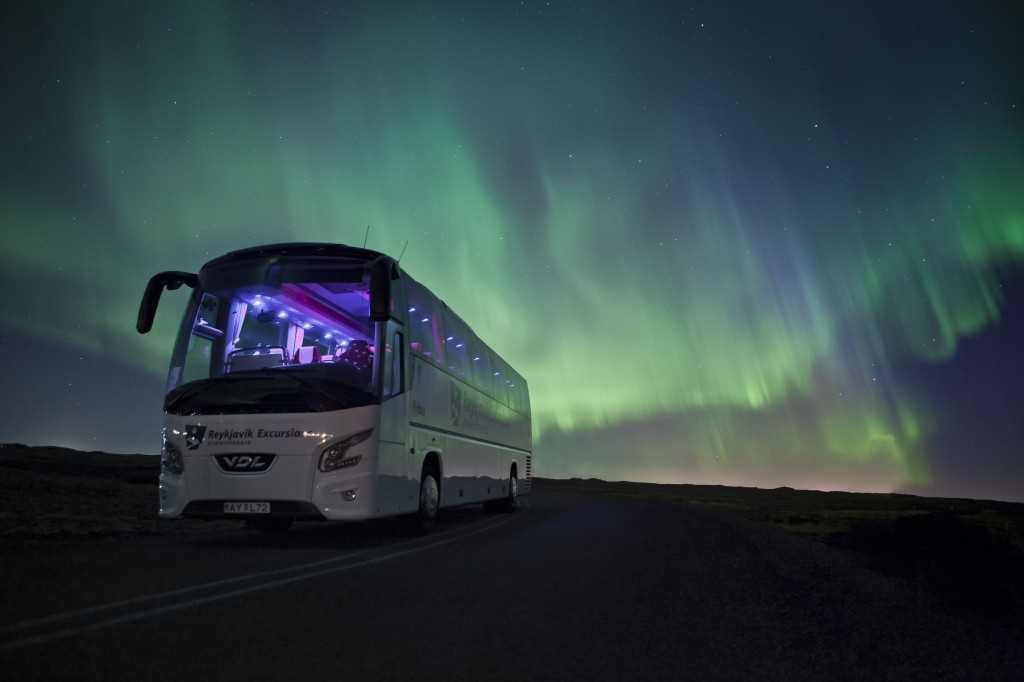 RE_Bus_Northern_Lights