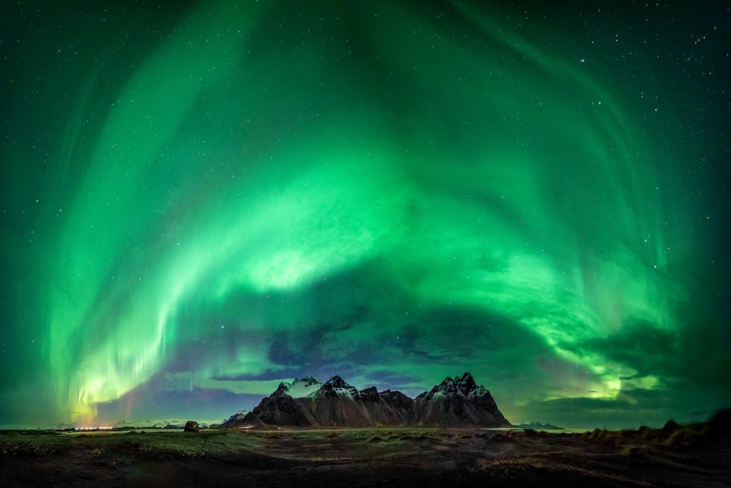Northern lights in Vatnajökull