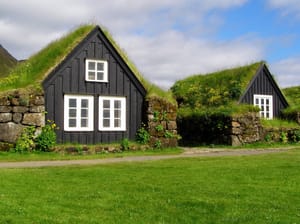 Turf Houses - Skogar