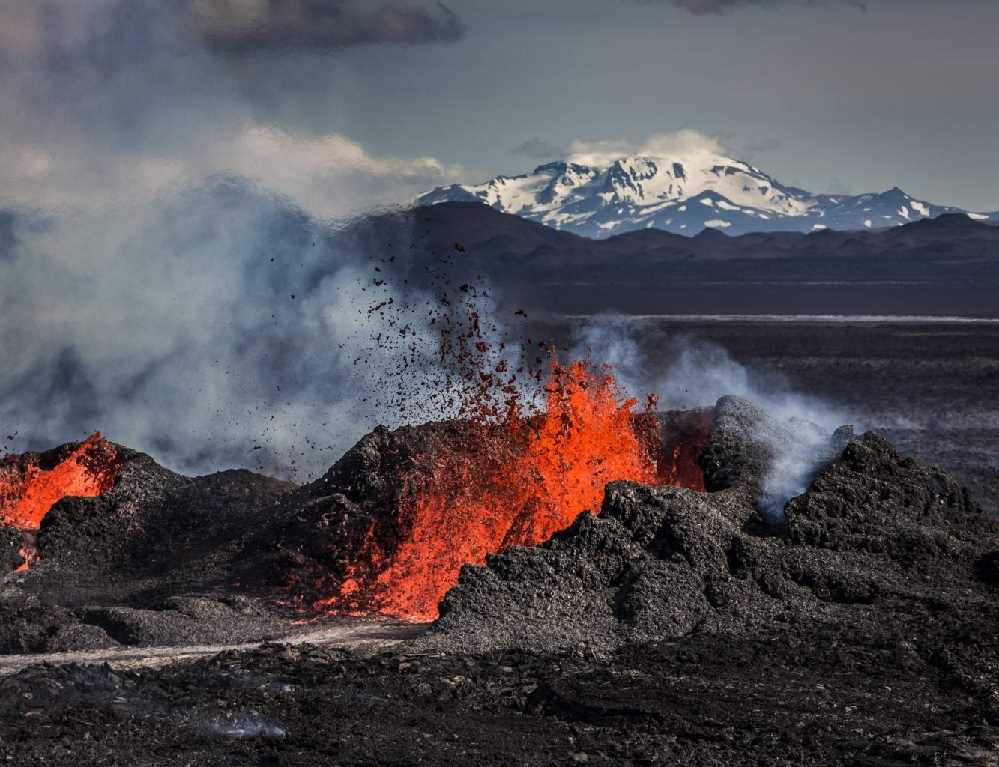 Volcanic Eruptions, Ice And The Northern Lights - Icelandictimes.com