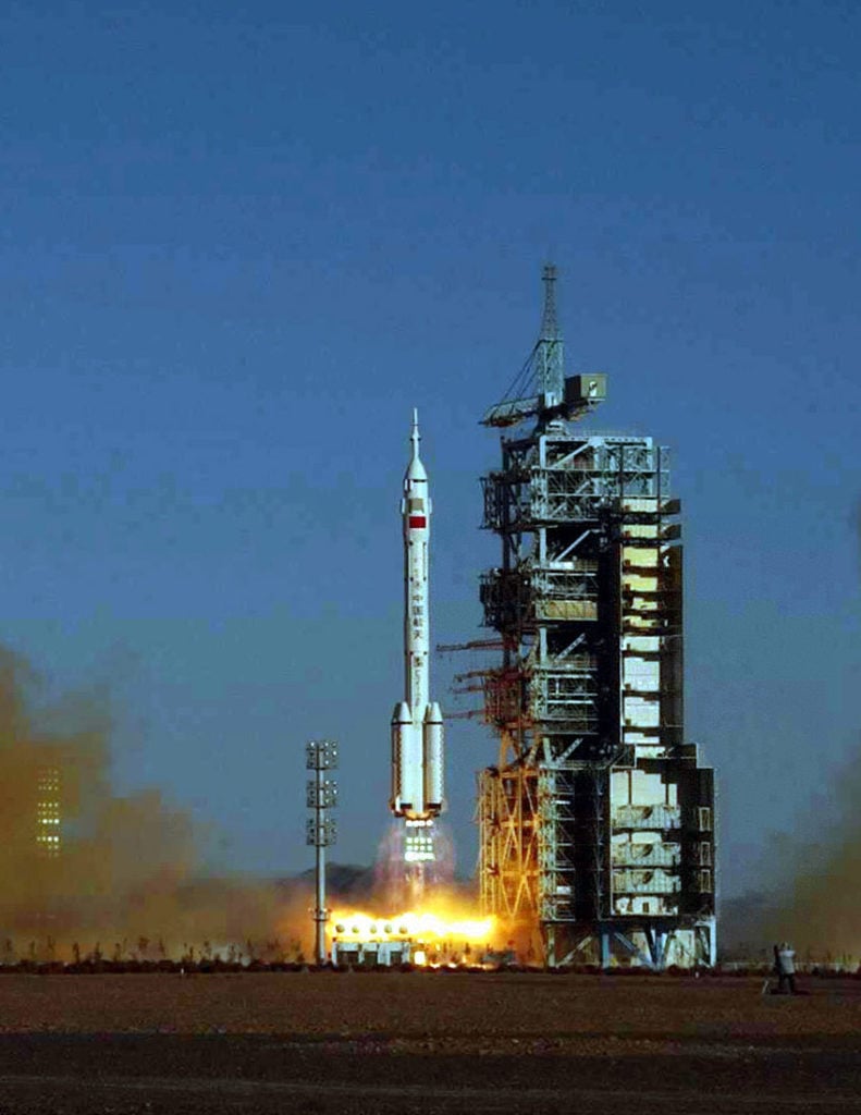 China’s spacecraft Shenzhou V